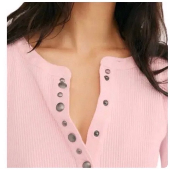 Free People EVEREST HENLEY SIZE XSMALL NWT - Picture 3 of 9